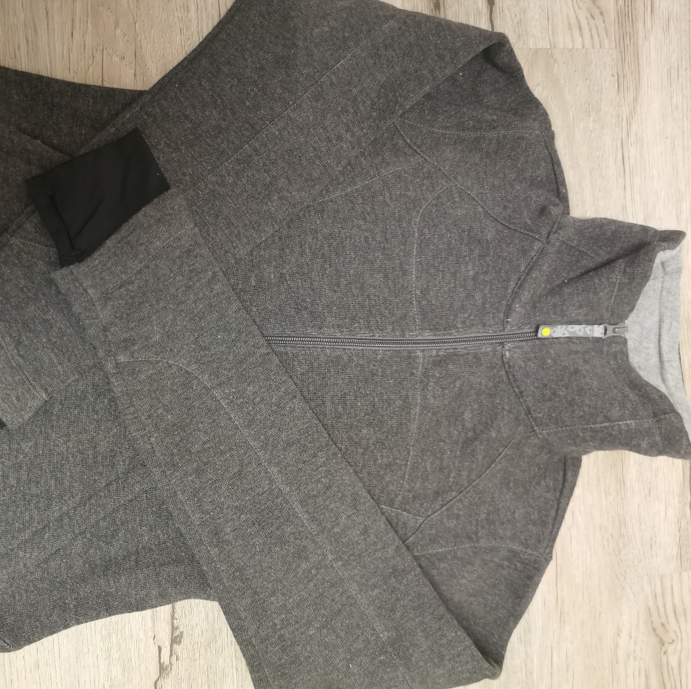 Worn once! Lole wool jacket, size small, upf50